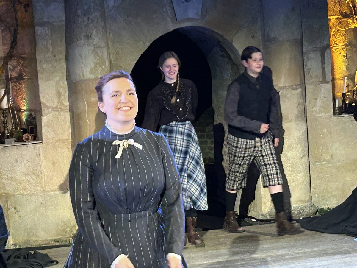 Paul Gilluley🌈✨ (@pgilluley) on Twitter photo Whoop! Whoop! <a href="/GeorgiaMaeMezzo/">Georgia Mae Ellis</a> giving us a stunning Mrs Grose tonight <a href="/WaterperryOpera/">Waterperry Opera Festival</a> Turn of the Screw. Oh my days! Vocally on fire with such intense stage presence. This woman is one to watch. Whoop! Whoop! <a href="/GeorgiaMaeMezzo/">Georgia Mae Ellis</a> giving us a stunning Mrs Grose tonight <a href="/WaterperryOpera/">Waterperry Opera Festival</a> Turn of the Screw. Oh my days! Vocally on fire with such intense stage presence. This woman is one to watch.