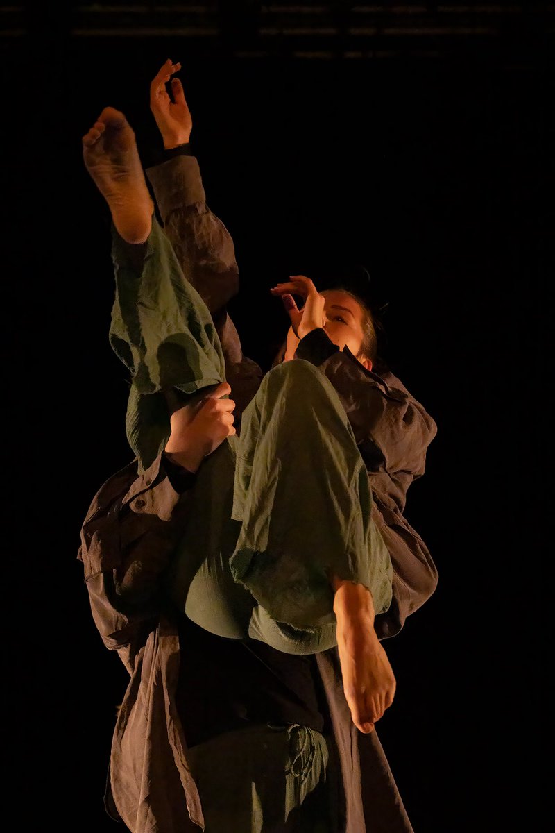 uneartheddance's tweet photo. One more chance to catch this story, described as “breathtaking, mesmorising and powerful” by audiences and reviewers alike! 

Grab tickets for our final performance! 
https://t.co/eoxlCAF74n

#dance #edinburgh #edfringe #UnleashYourFringe https://t.co/xrPBzB85Ml