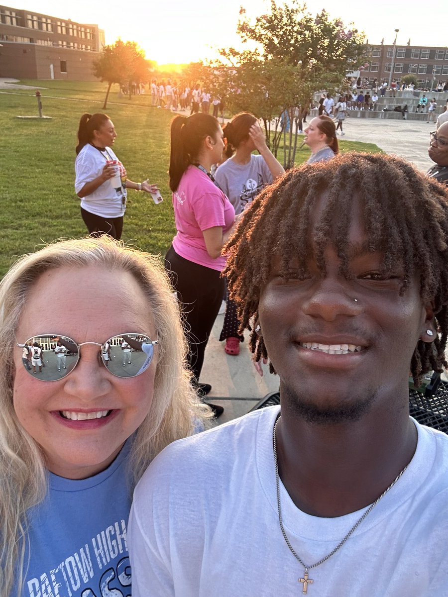 Paetow High School Senior Sunrise c/o 2025!!  I can’t believe they are already seniors!!  Here’s to a fabulous year!!
#pantherproud #paetow #paetowproud
