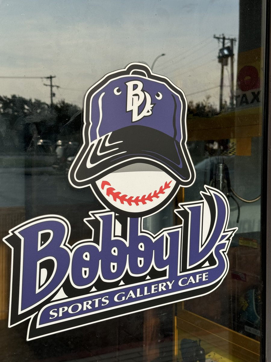 Bobby V's Sports Gallery Cafe tweet media