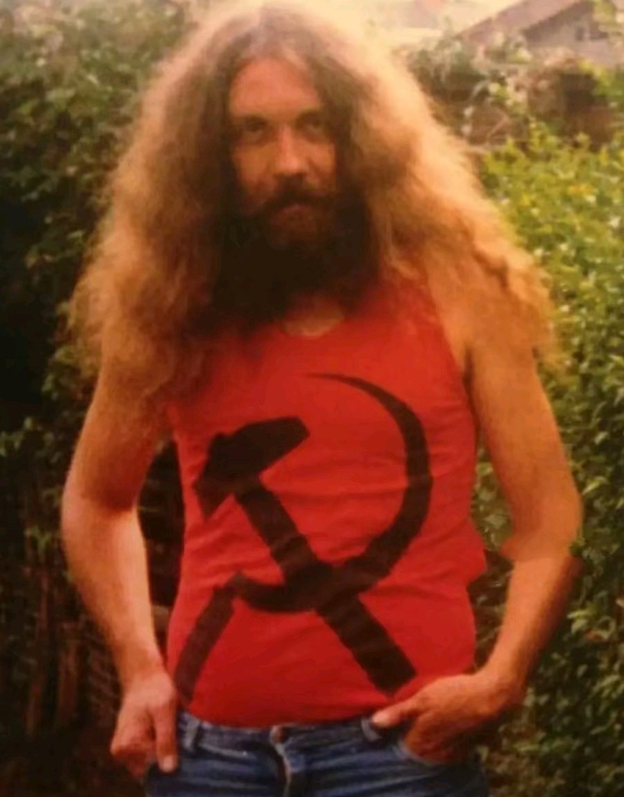 ¿Los fascistas que usan la mascara de 'V de Vendetta' saben que el cómic de Alan Moore es una distopía sobre un revolucionario que se enfrenta al fascismo?