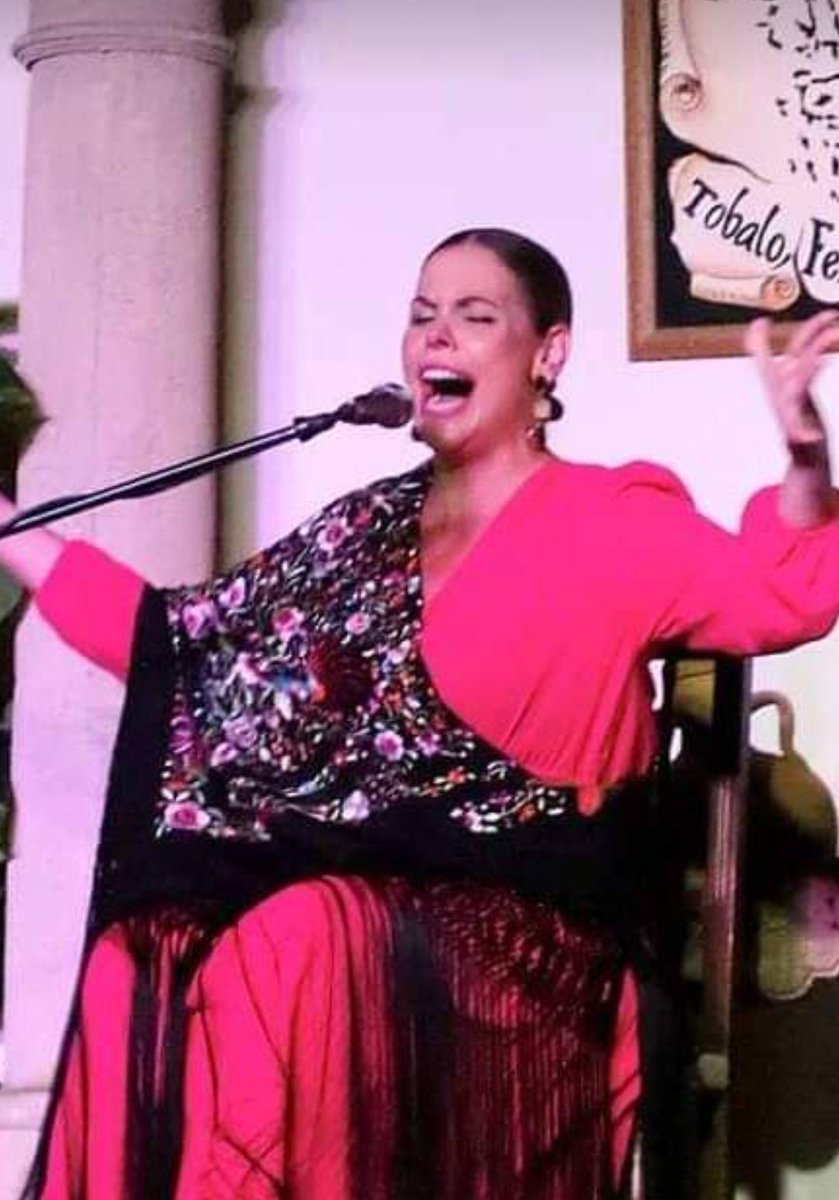 Esta noche, Mari Ángeles Cruzado en la final de Vejer de la frontera. Mucha suerte