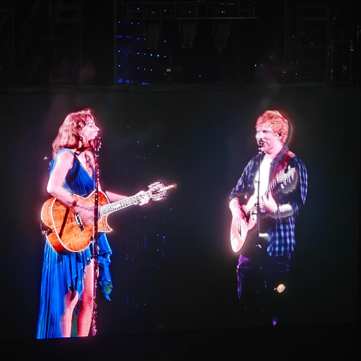 emeowgencydoc's tweet photo. Eras Tour (round 3)
Wembley 15/8
A bit of a last minute surprise trip...for both me and Ed it seemed!
#taylorswift #erastour https://t.co/vD2eBUpNo9
