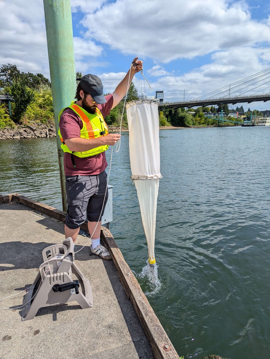 USGS in Oregon tweet media