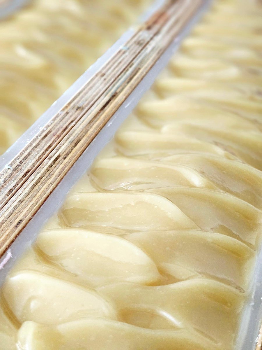petalsbb's tweet photo. Freshly poured batch of BELLADONNA Feminine Hygiene Soap with Apple Cider Vinegar &amp; Greek Yogurt. #FALL2024 https://t.co/NG10Dnee5q