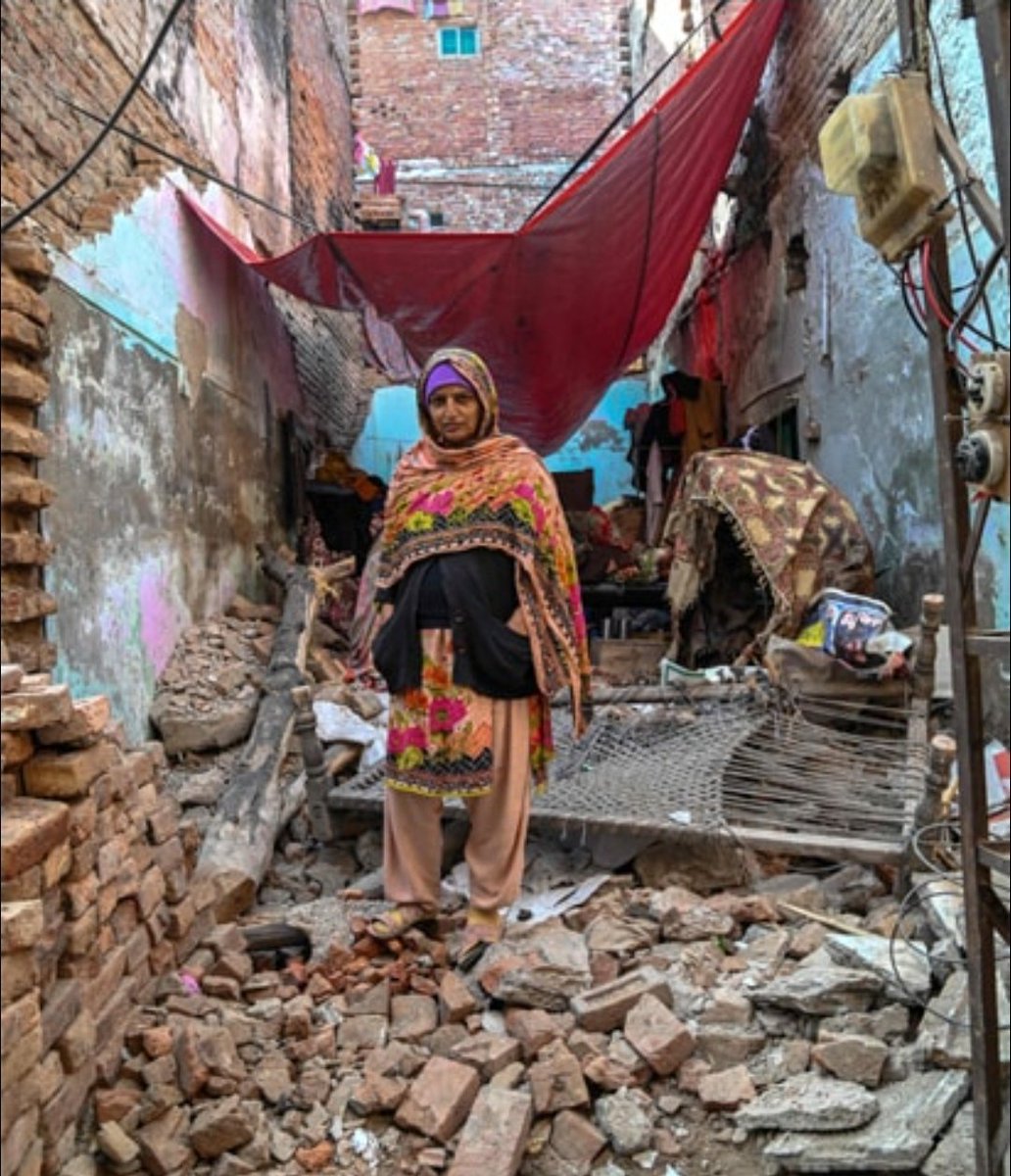 MonaChaudhryy's tweet image. One year after the #Jaranwala tragedy, the wounds remain unhealed. On August 16, 2023, a TLP-incited mob destroyed churches, homes, &amp;amp; lives. Promises of justice &amp;amp; compensation remain unfulfilled, while the perpetrators walk free. The flames of extremism burn on, a stark reminder…