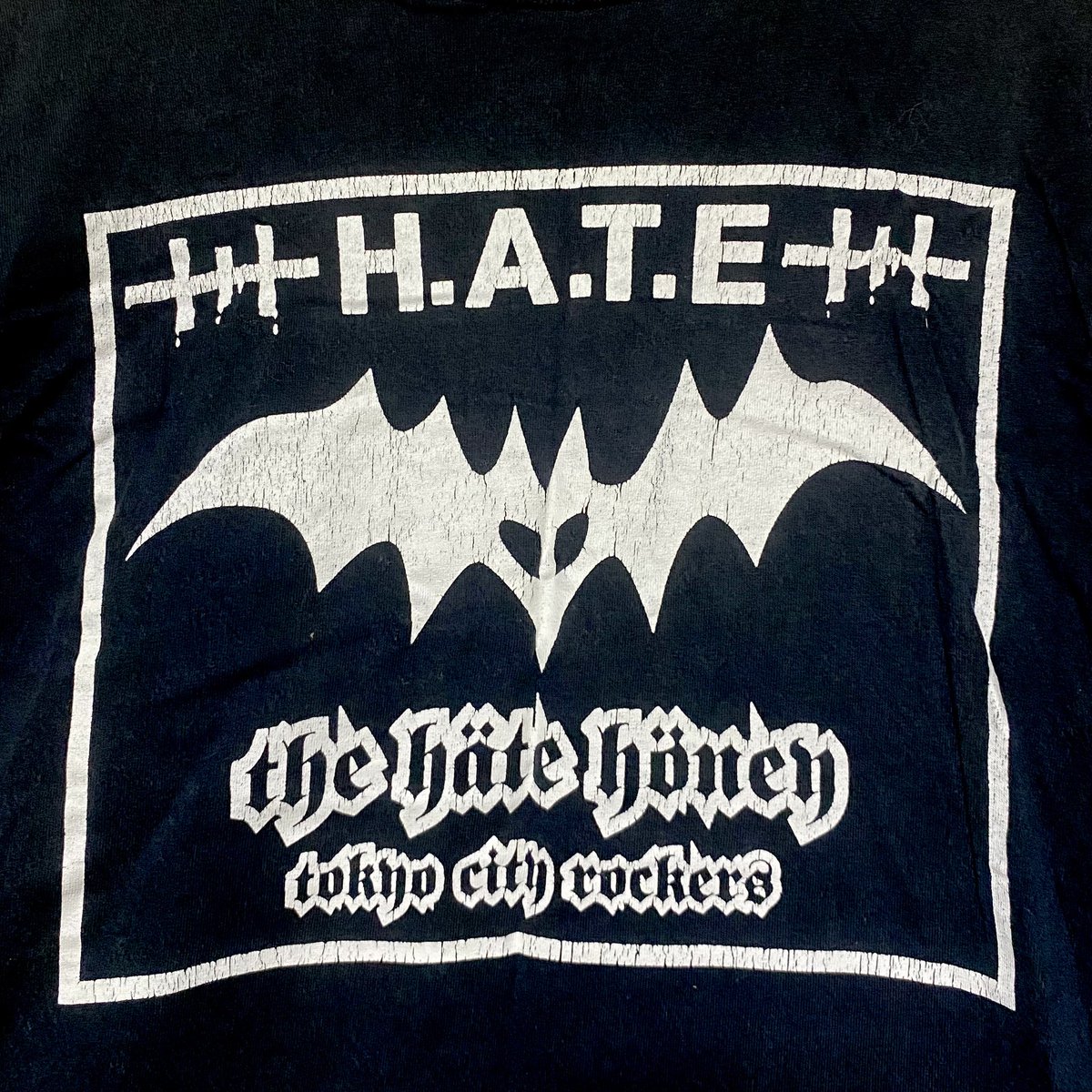 grest_oyamada's tweet photo. なんか
懐かしいTシャツを沢山発掘
せっかくなのであげていこうかな
#26
#HATEHONEY
#THEHATEHONEY https://t.co/qVisVNA7Lf