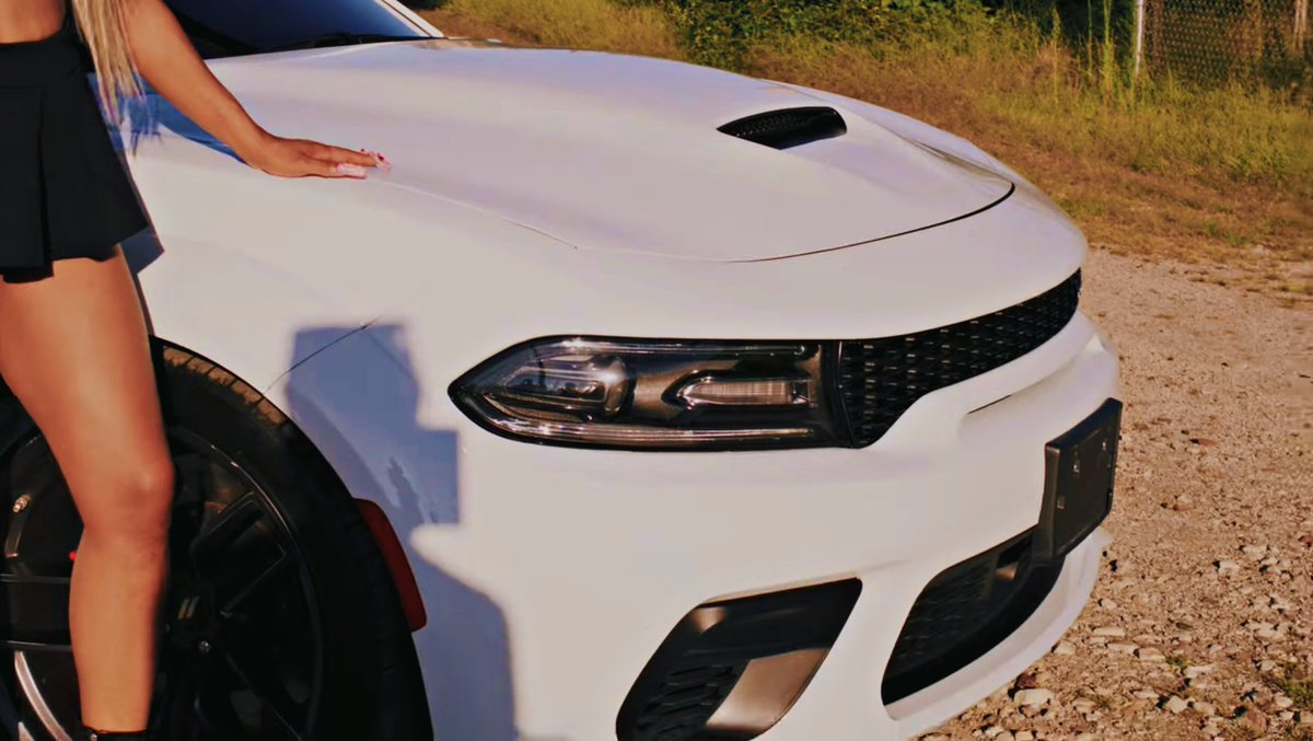 QueenKeyNews's tweet image. EPISODE Out Now ‼️