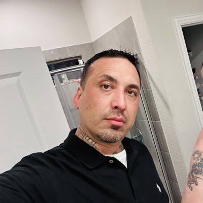 jfuller1788's tweet photo. #NewProfilePic https://t.co/iDqf6N5f7N