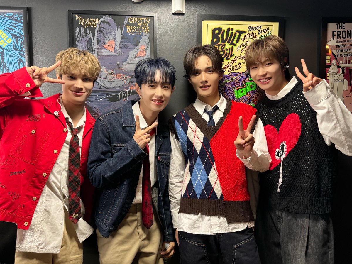 BDU4official's tweet image. [📸]
B.D.U First World Tour for Wishpool: Flash &amp;amp; Light 💫

Thank you, NewJersey 💞 
We were happy because of B.U ❤️

#BDU #비디유 #BDUtourforWISHPOOL
#BDU_In_NewJersey #USA