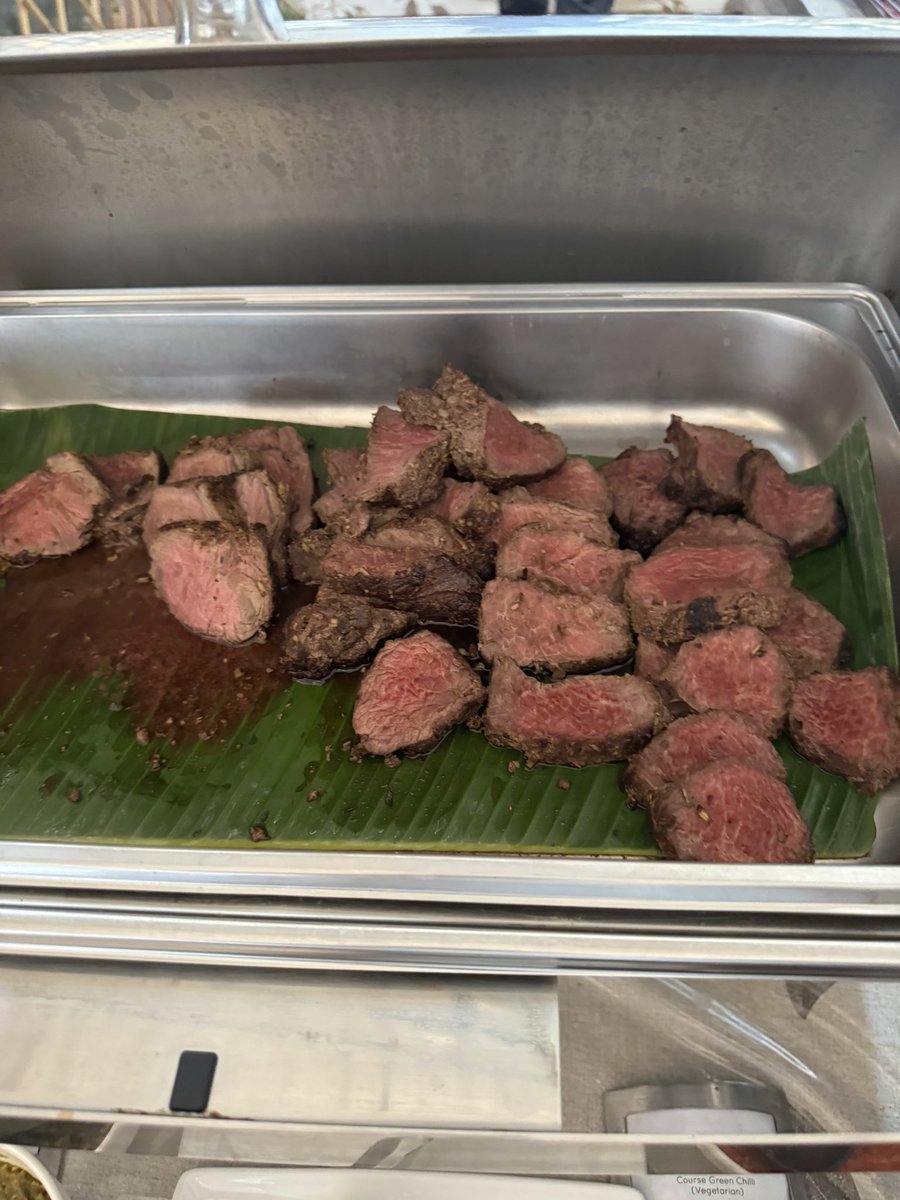 afrodizach's tweet image. Less than 2 month into our partnership and I'm already feeling the love! My client graciously invited me to their company anniversary dinner and acknowledged my contributions. I'm truly humbled to be working with such an amazing team! ❤️ #clientlove #partnershipgoals