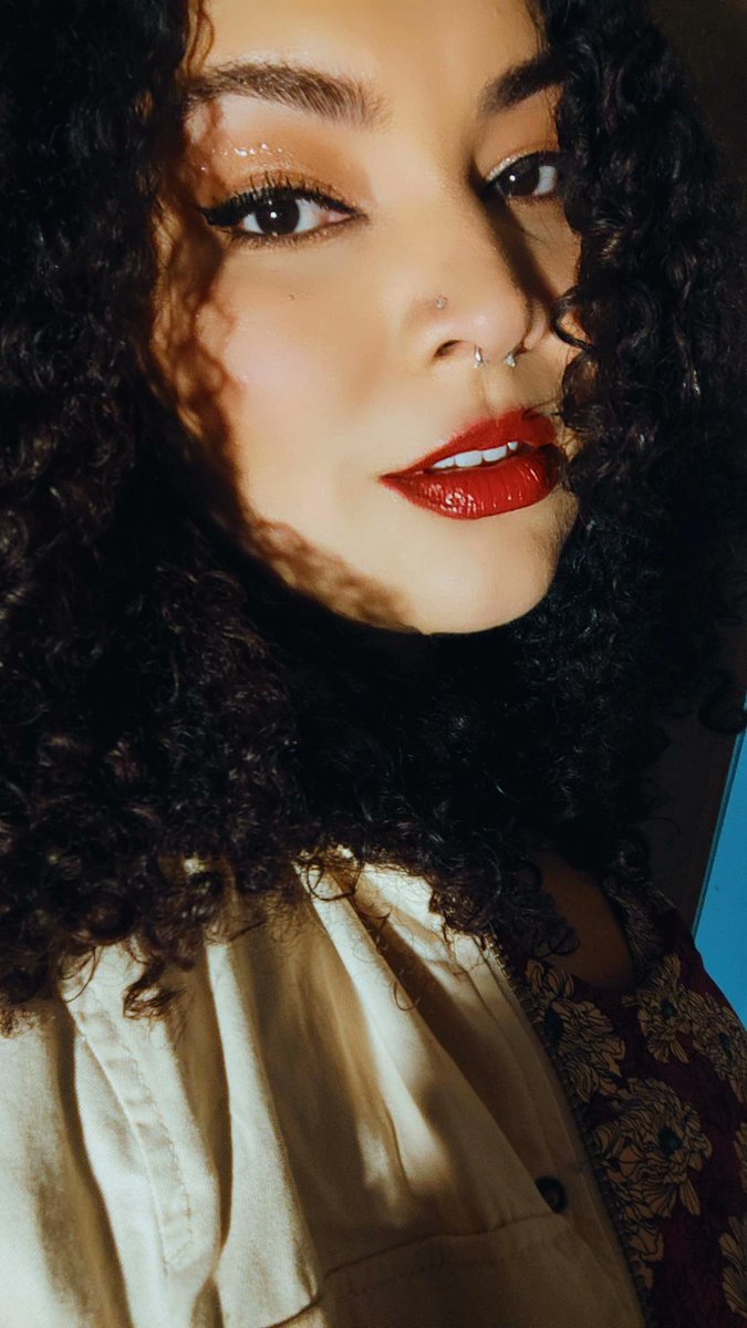 lorrainyss's tweet photo. Fui ver o @criolomc belíssima e voltei radiante. Que show perfeito, obrigada @MC_Movimento por atender esse meu pedido da grande e extensa lista. Realizamos mais um sonho juntes.
#OcupareResistir #FestivalMC https://t.co/hvYCCRIppt