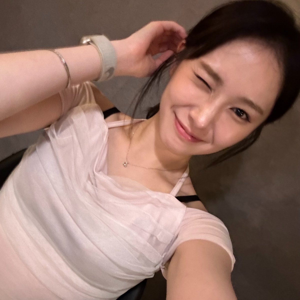 miiahourly's tweet photo. https://t.co/ZtJKvbqY8T