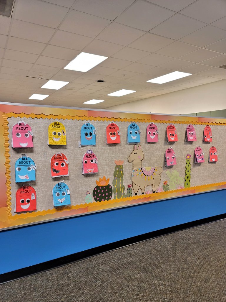 CarrubaClass's tweet photo. We're off to a great start in 2nd grade with interactive games and activities! @TerraceElem #BackToSchool #makingfiends #classroomculture https://t.co/vEcHLZs1C4