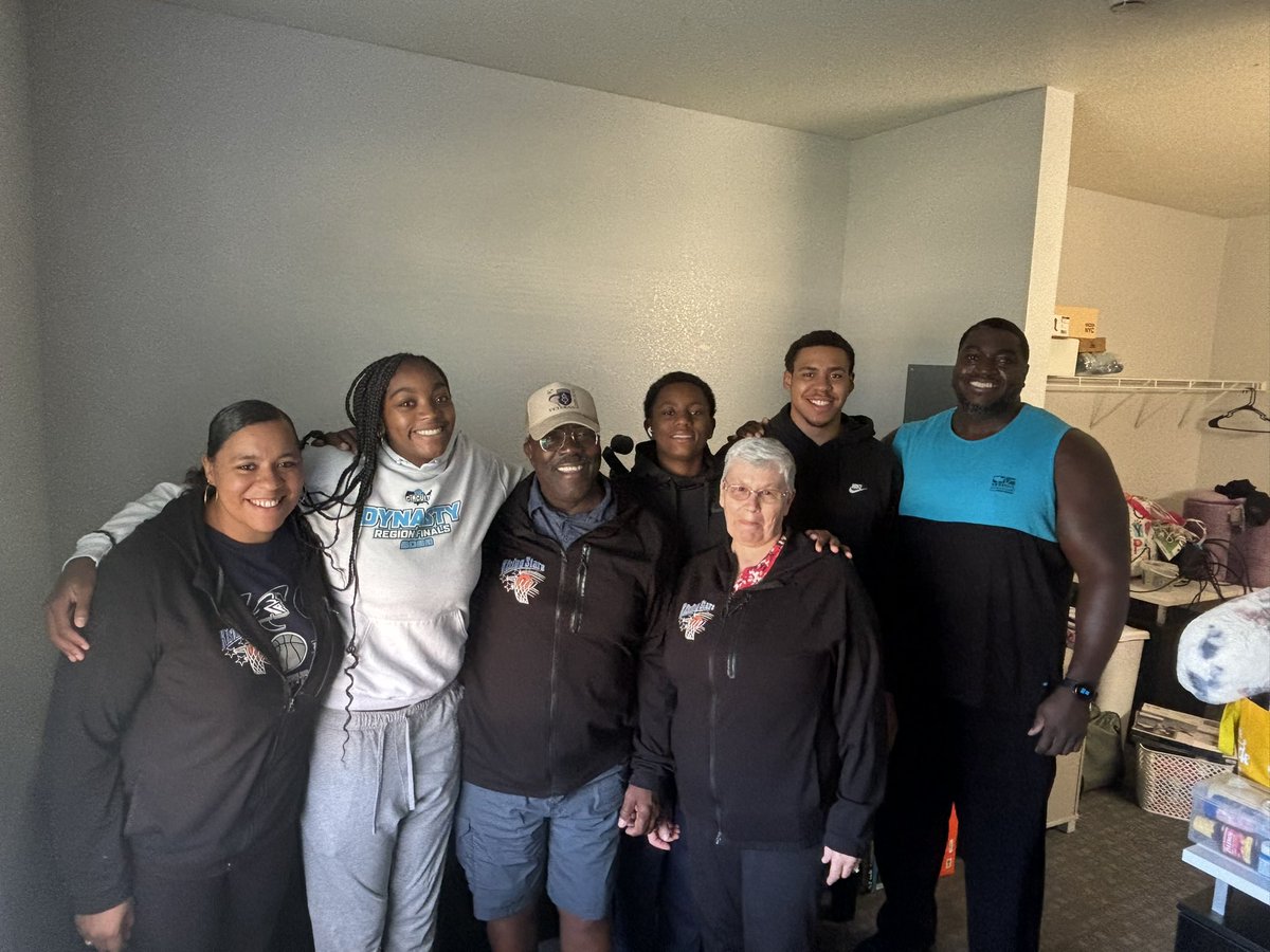 Colby CC Women's Basketball tweet media