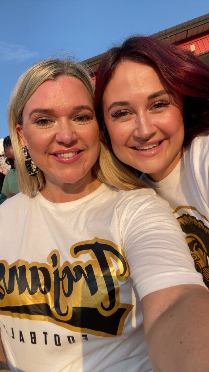 miferguson's tweet image. Game time!!!! Go Trojans!