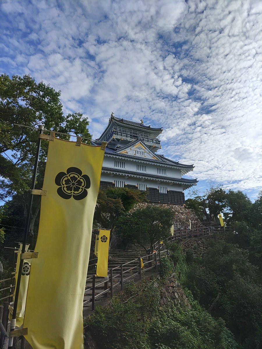 subrow326's tweet image. #これを見たら背景が雲の写真をあげる