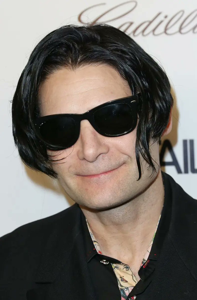 Waif_74's tweet photo. Yes whatever you say sir, @Corey_Feldman ๐ซ
๐ป๐ค
#ComeBackKING
#DoIt #FeldFAM #CoreysAngels https://t.co/n98zznjj5B