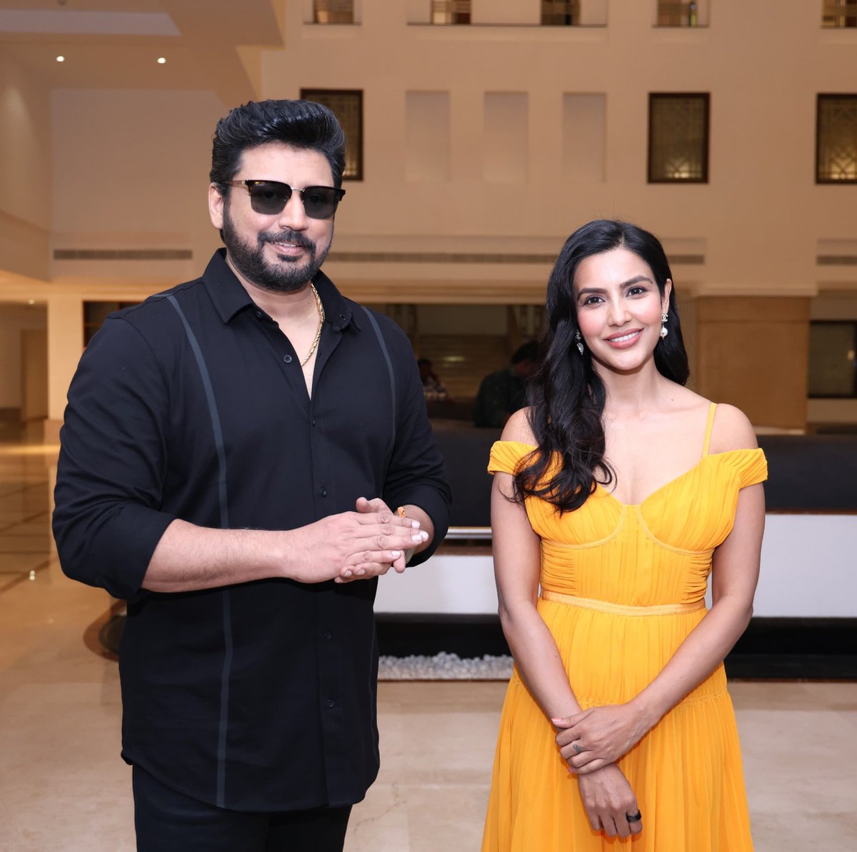 chennaivision's tweet photo. An evening filled with love, laughter, and heartfelt thanks
Highlights from #Andhagan Thanks-Giving Meet  
#AndhaganRunningSuccessfully
#AndhaganThanksGivingMeet #MegaHITOfTheYear
@actorthiagaraja @actorprashanth @SimranbaggaOffc @PriyaAnand @thondankani @iYogiBabu @onlynikil https://t.co/hXwqt1NbYq