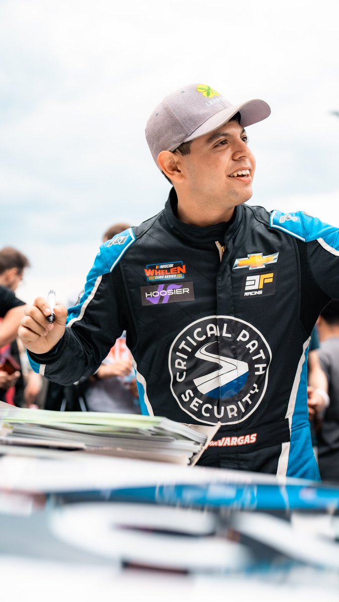 Ryan Vargas tweet media