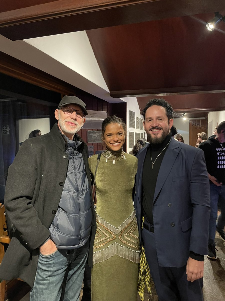 Thainá Duarte tweet media