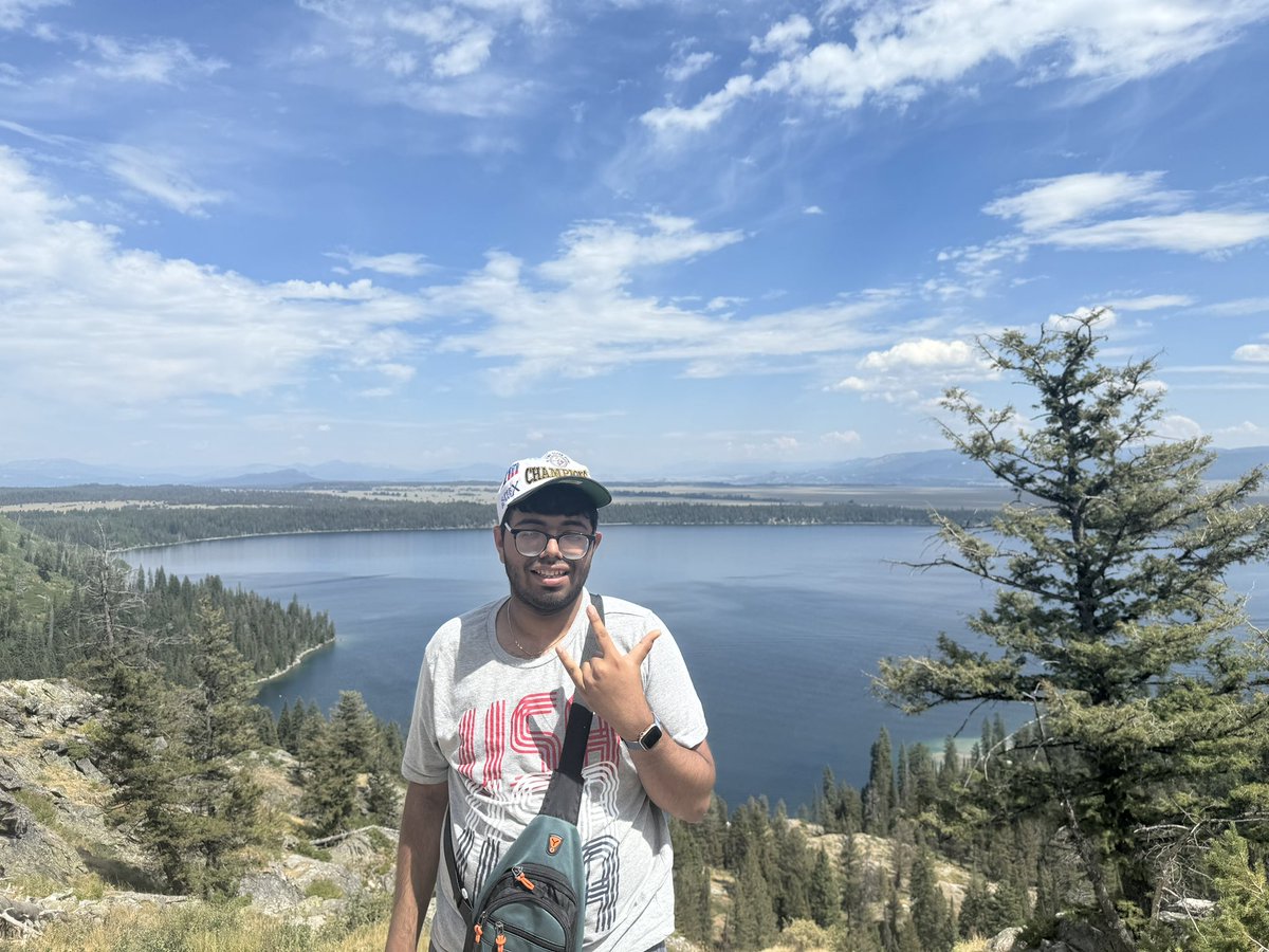 I see people going viral by posting a pic so hears one from my trip to Yellowstone #picture #travel
#Yellowstone #viral