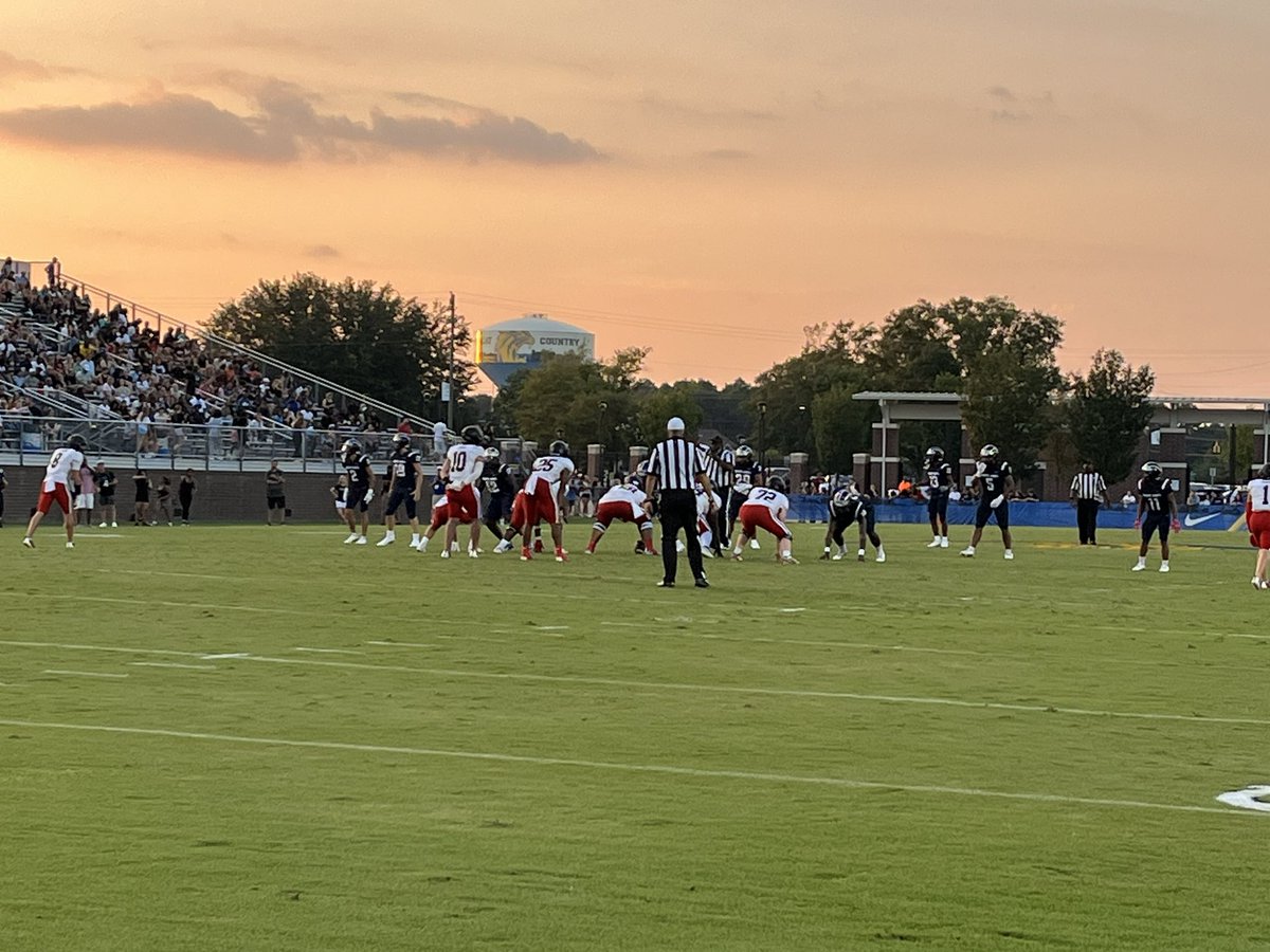 RChrisRice's tweet photo. Watching Gilbert vs White Knoll at Lexington County Sportsarama. I definitely miss seeing CJ out on the field but happy to see these @LexingtonOne students back under the Friday Night Lights! https://t.co/M7eDUlG55U