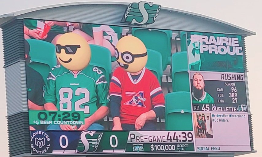 GreyCupBound's tweet image. Bwahahaha Let's go #Riders! #CFLGameDay #AllInFun Bienvenue #Als fans