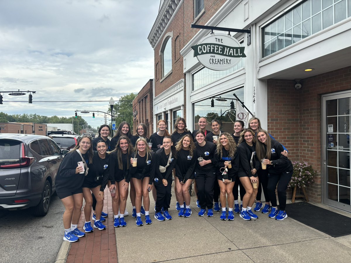 OhioChr_VB's tweet photo. Starting off the season 2-0 🔥🔥 

Back at it again tomorrow against Governors State at 10am and Goshen College at 3pm. 

#BlazerNation #OCVB https://t.co/Bw4gD9HoXD