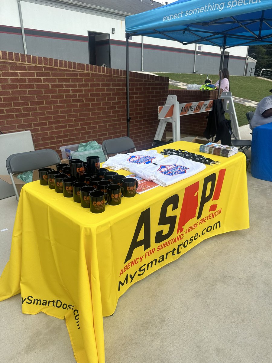 ASAP_PREVENTION's tweet photo. ASAP at the Anniston High School Stadium ribbon cutting ceremony!🏈
#TeamASAP #CommunityInvolvement #PreventionMatters https://t.co/YEAs19N9Jx