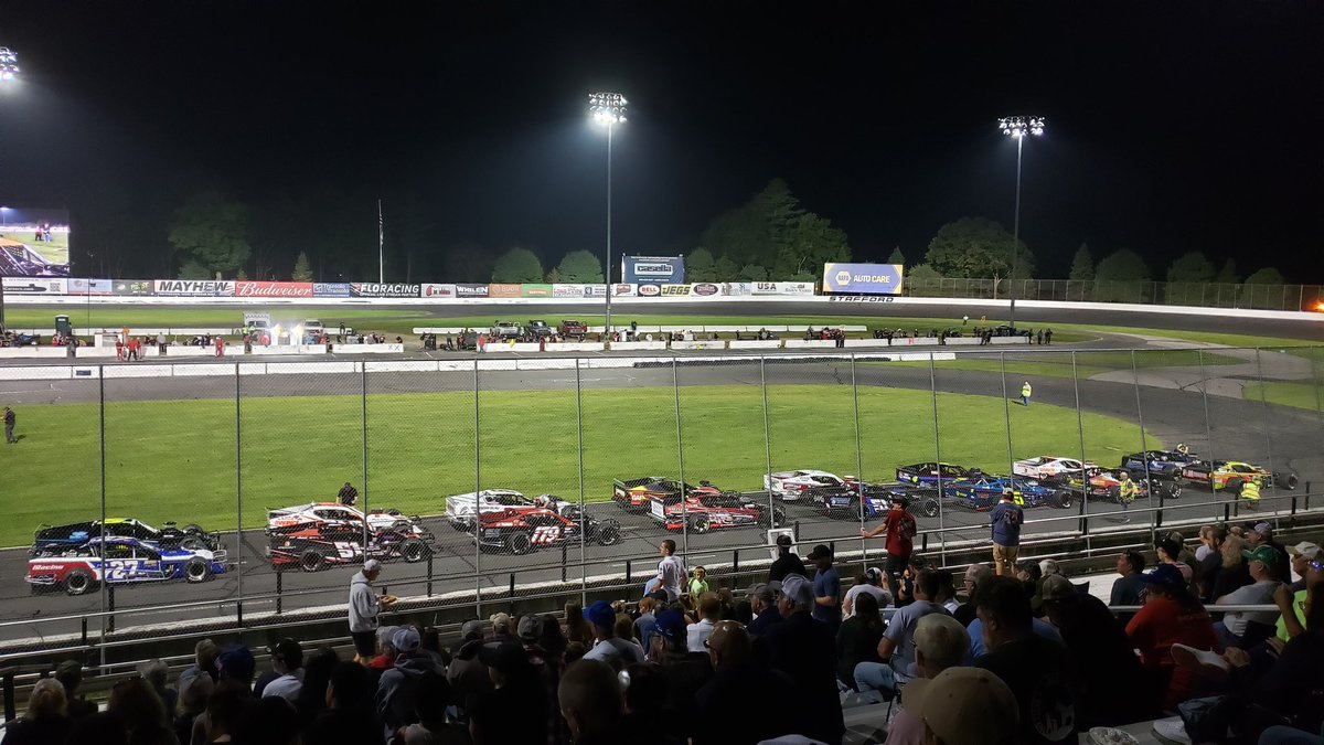 ConnDawgCT's tweet photo. #ModifiedsMainly @StaffordSpeedwy https://t.co/qhJGUUXzjN