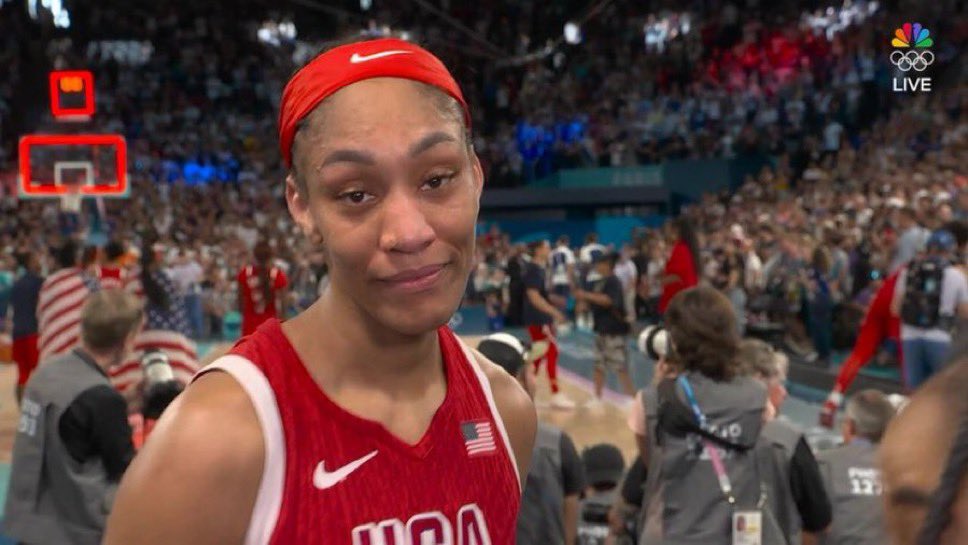 wheelsfelloff_'s tweet photo. So you mean to tell me

Caitlin was going to lead Team USA to Gold in Paris and can’t keep a 28 point lead against Phoenix after a back to back https://t.co/roSnCjCAKP