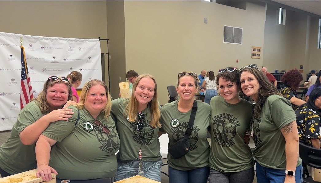 Had a blast at the Joe Machens Teacher Appreciation event at Boy Scouts of America 🖤 so much fun was had with these ladies! Here’s to an awesome year! Alpha Hart Lewis represent! #cpsbest #trustyhuskies