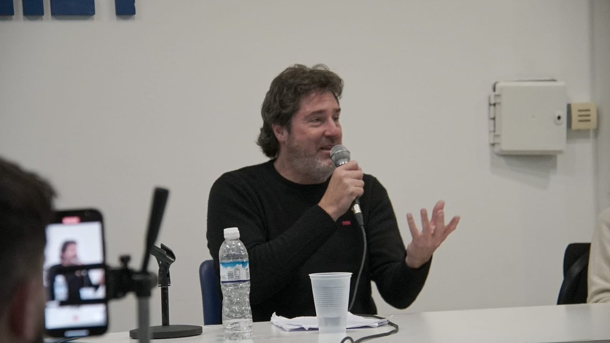 Peronismociudad's tweet photo. Dimos inicio en @UMETeduar al ciclo de charlas “1974 - 2024: 50 años del Modelo Argentino para el Proyecto
Nacional”

Panel:
@mbarroetavena 
Noemi Brenta 
@CarlabPitiot 

Moderación de Pedro Gallardo.

Unas fotos de lo que fue un debate necesario de cara al futuro de la patria. https://t.co/bpQfBfiOKt