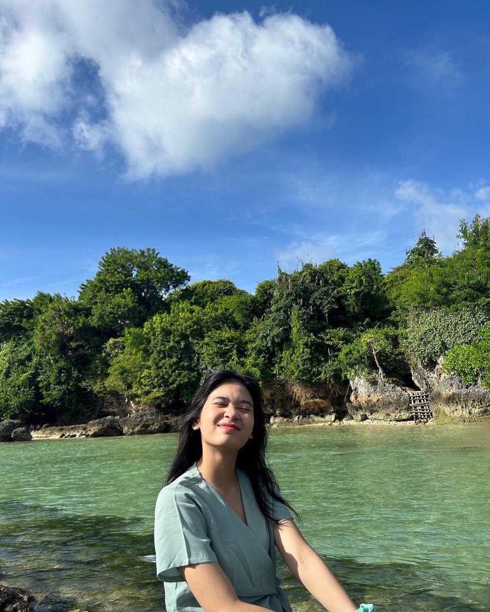 befreemyword's tweet photo. 🏝️⛰️
#jsd #jeketiselcaday https://t.co/a2R7pXbsf3