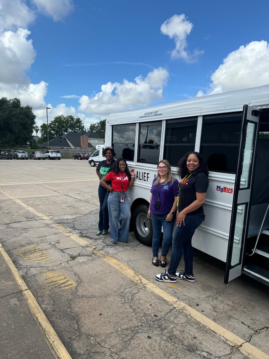 Our Counseling Department shares in excitement with our MKV Social Workers as we add two new 14- Passenger buses to assist our MKV/Homeless families in having access to the wonderful Alief Education and Resources. #EliminatingBarriersHelpingStudents💚