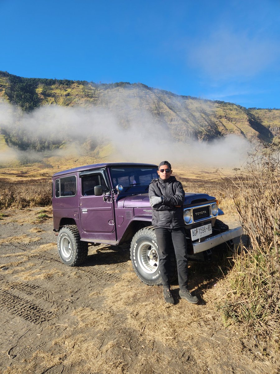 YohansliNoya175's tweet image. Embracing the beauty where the earth and sky unite. 🌄🚙 #NatureLover #OffRoadJourney  #EndlessHorizons #GeophysicsEngineering