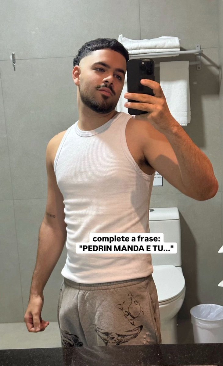 poptime's tweet photo. Pedro Sampaio deixando um detalhe escapar em seu Instagram 🫦 https://t.co/mEy6mPNNqR