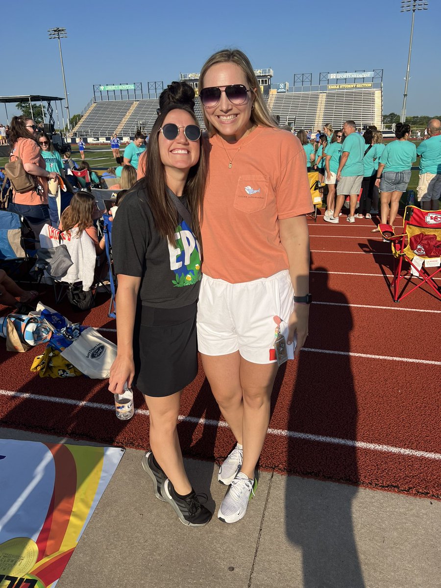 Emily Griffin tweet media