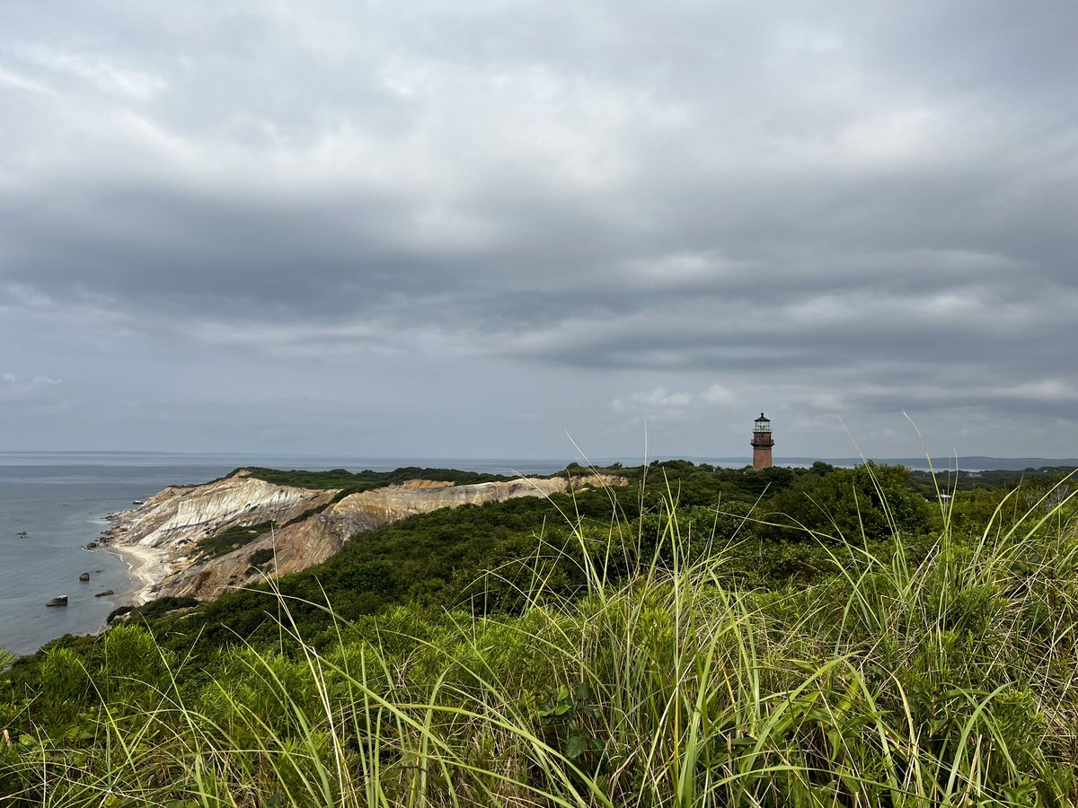 aquinnah is so beautiful oh my GOD
