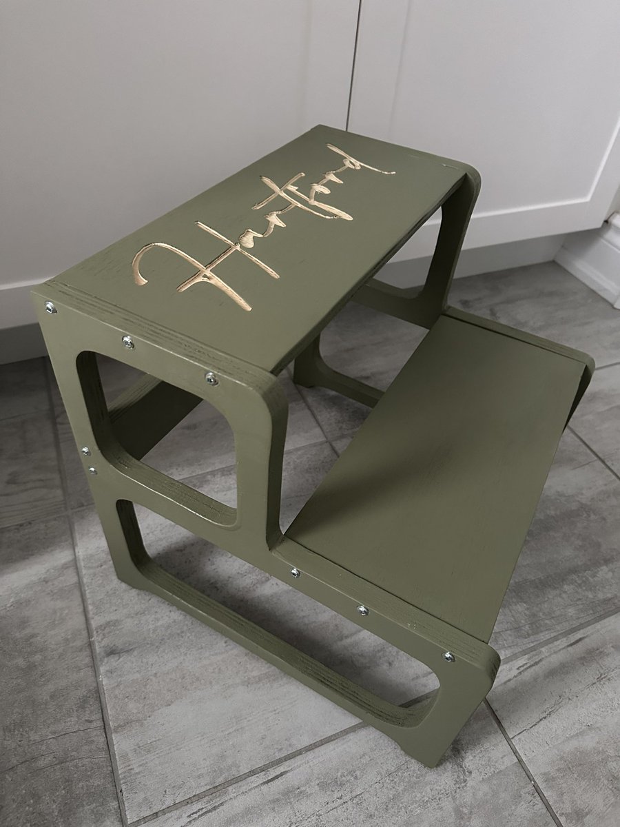 💡 New - Personalized Stepping Stool 

#stepstool #customstepstool