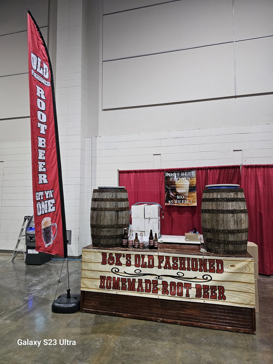 Kayla_OTT1993's tweet photo. Set up at Geek'd Con in Shreveport! Hope to see yall here! https://t.co/KBlYZwQIFu