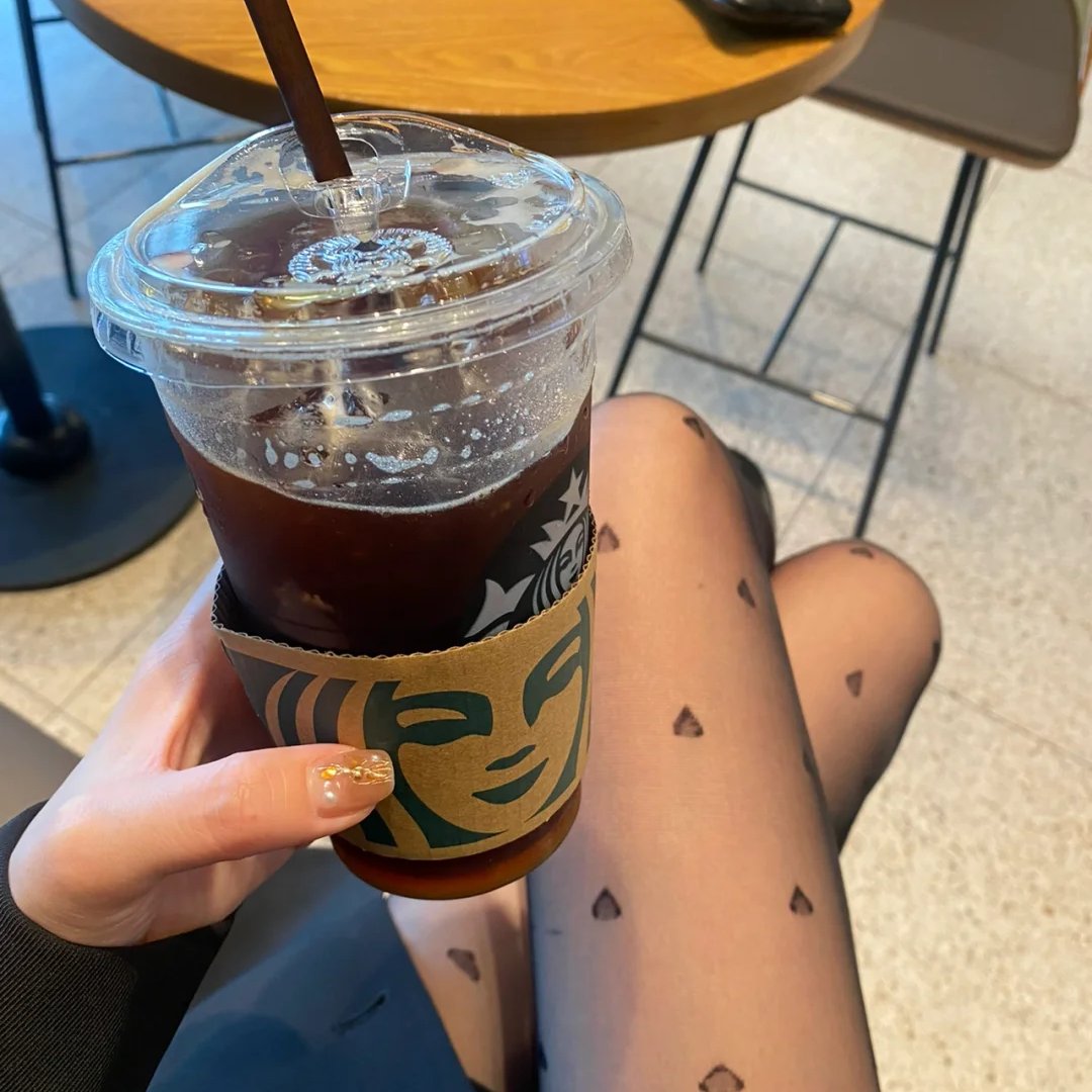 four_some's tweet photo. No exceptions, only iced Americano https://t.co/CwkG1jbO1E