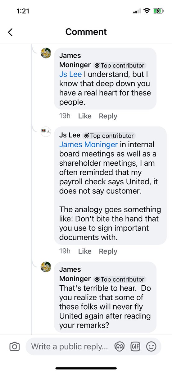 scottmittler's tweet photo. @united @ljojo must be proud of these team members United Airlines!!! https://t.co/rN8IfhTxSd