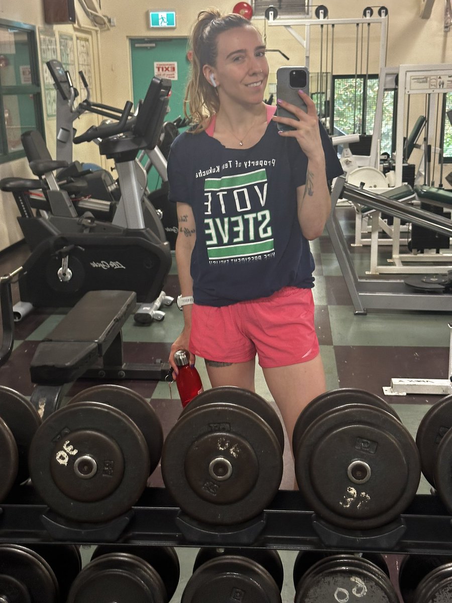 Trying to keep the training routine while fighting jet lag ☠️