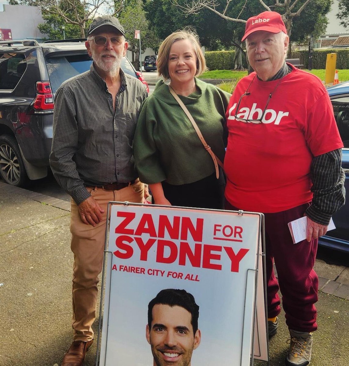 Linda Scott (@clrlindascott) on Twitter photo Labor members and volunteers painting Sydney red for <a href="/Zann_A_Duu/">Zann Maxwell</a> and Labor local government candidates. Nominations in and ready for progressive leadership with real solutions. 💁♀️💯#localgov Labor members and volunteers painting Sydney red for <a href="/Zann_A_Duu/">Zann Maxwell</a> and Labor local government candidates. Nominations in and ready for progressive leadership with real solutions. 💁♀️💯#localgov