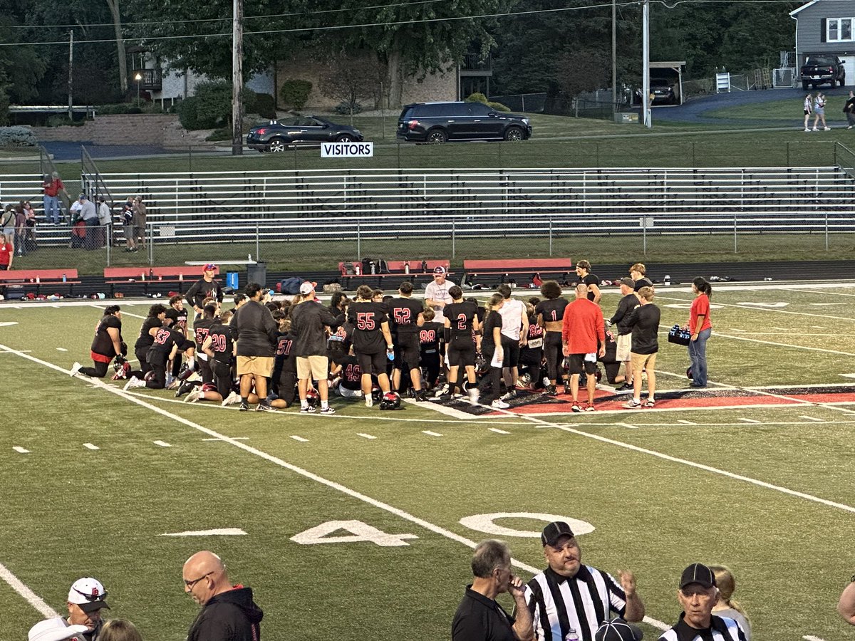 First Football 🏈 game of this semester was so good! So excited to watch my students to play games! So proud of them and watch again next week! #goberries <a href="/FootBerries/">Ladies Championship</a> ball