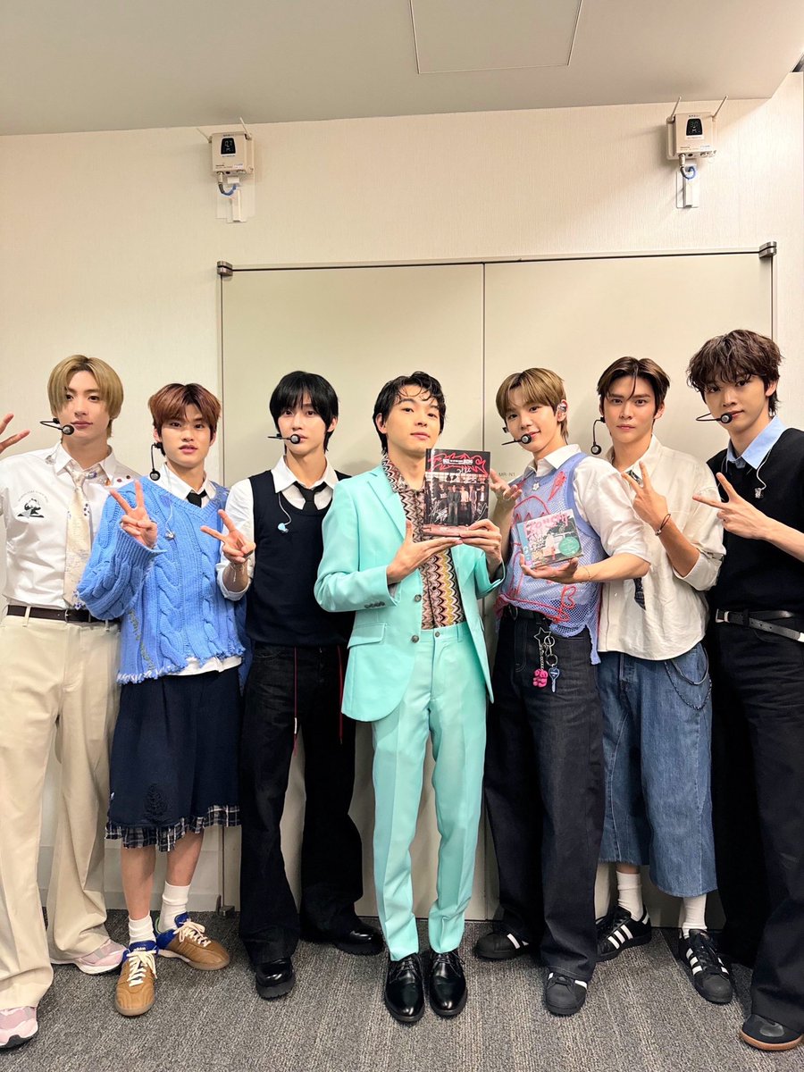 RIIZE_JPN's tweet photo. テレビ朝日系『ミュージックステーション 2時間SP』
imaseさんと📸

@imase_1109
#imase
#Mステ
#RIIZE #라이즈
#RISEandREALIZE
#Lucky #RIIZE_Lucky https://t.co/fNeYqrK3GZ
