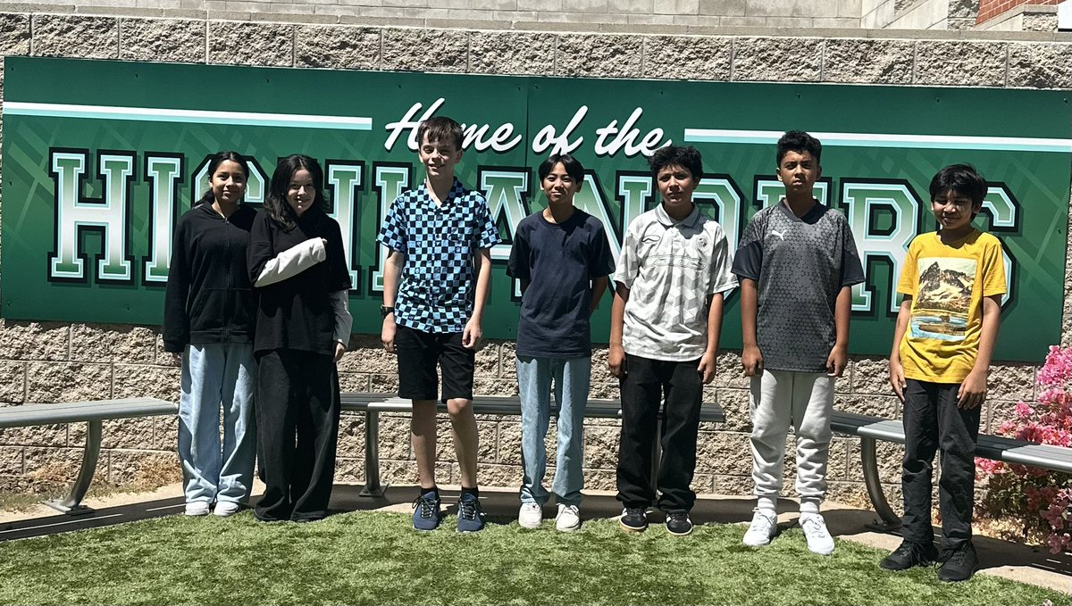 MiMitziFranco's tweet image. @FoothillsMS @benacker @ArcadiaUnified Welcome to the 2024-2025 school year! Grateful for all my students-amazing kids! #ArcadiaFirstDay