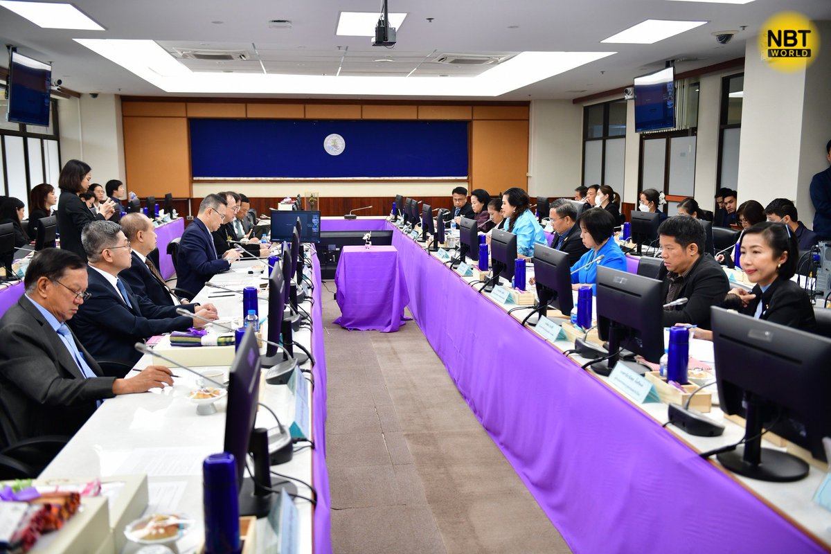 NBTWORLDNews's tweet image. The NBTC and PRD met yesterday (Aug 16) to discuss improving broadcasting and television efficiency for the digital era.

See more: Facebook.com/nbtworld

#DigitalBroadcasting #PRDMeeting #MediaAdvancement #PublicService #NBTCInitiatives